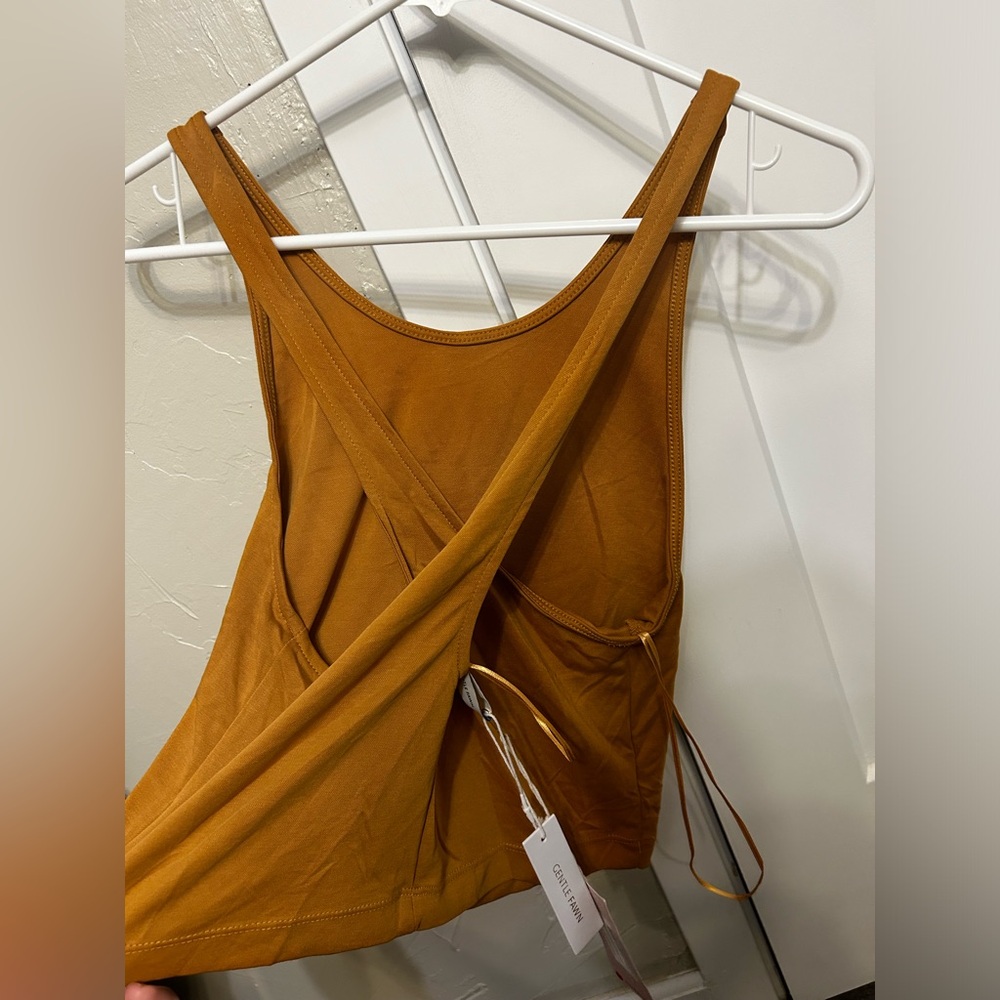 Women’s crop top
